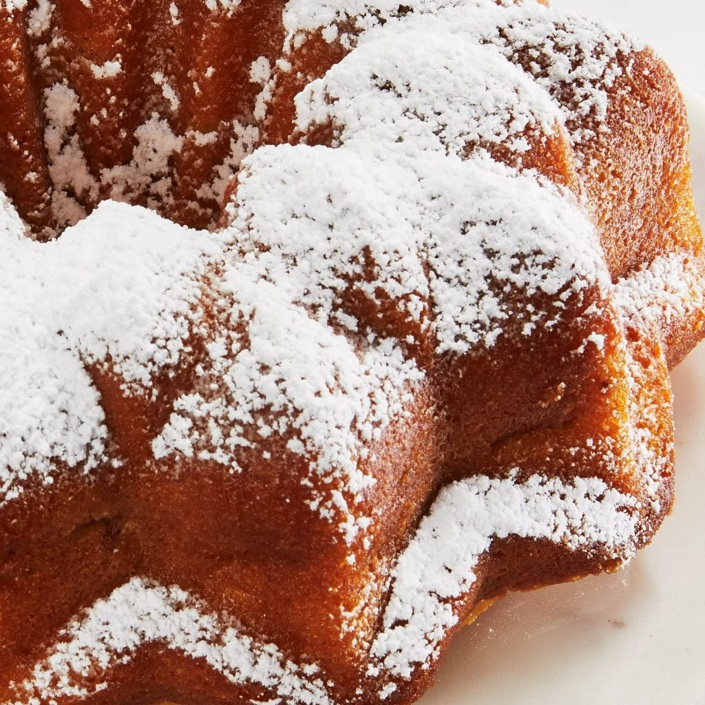 Bakeries That Will Deliver Pink Champagne Cake To Your Door - bloomingdales