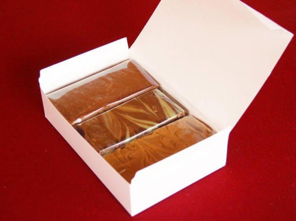 Best 8 Gourmet Fudge Shops Online That Deliver Nationwide - Etsy Farmhouse Fudge