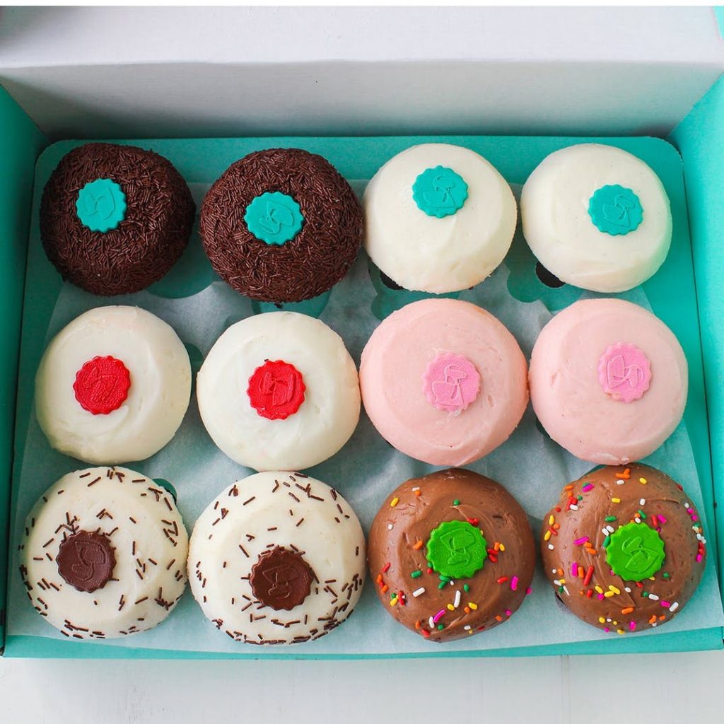 These 13 Bakeries Deliver Gourmet Cupcakes To Your Doorstep Fast - crave cupcakes