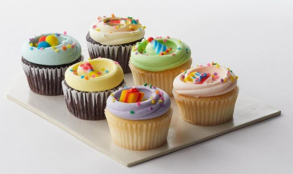 These 13 Bakeries Deliver Gourmet Cupcakes To Your Doorstep Fast - magnolia bakery