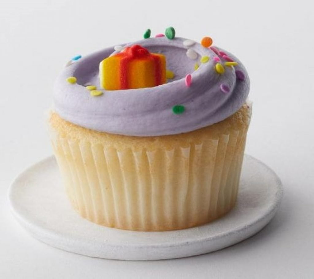 These 13 Bakeries Deliver Gourmet Cupcakes To Your Doorstep Fast - magnolia bakery
