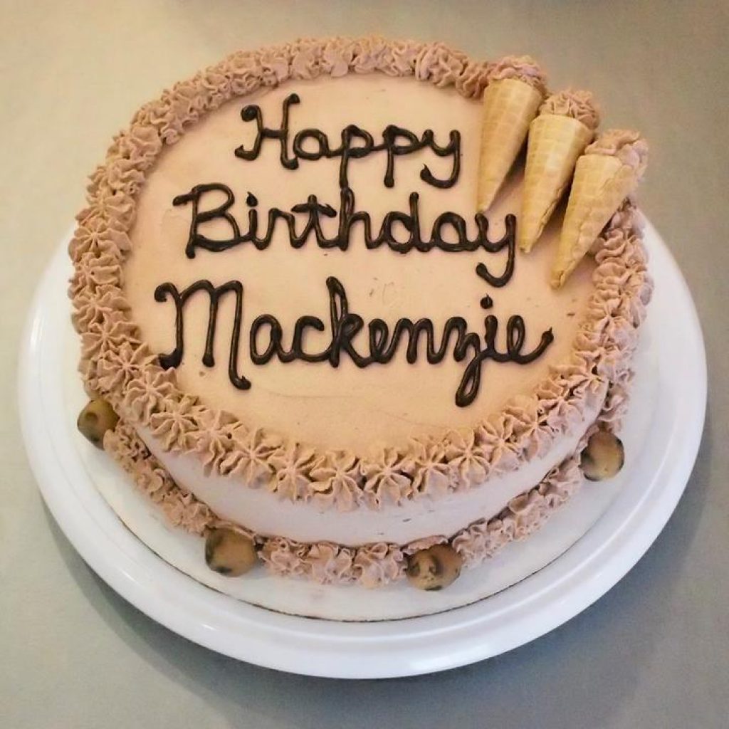 Best Places Online That Deliver Ice Cream Cakes Nationwide - Bartleby's Custom Ice Cream Cake